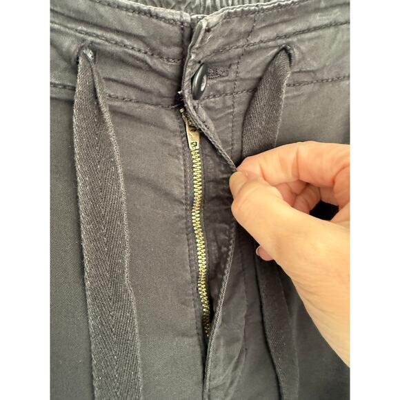 American Eagle Stretch Black Cotton Womens Size 14 Cargo Joggers Drawstring - Picture 5 of 16